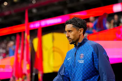 رسميًا.. باريس سان جيرمان يعلن غياب ماركينيوس لعدة أسابيع